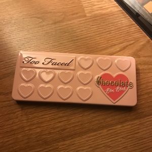 TOO FACED MAKEUP PALETTES